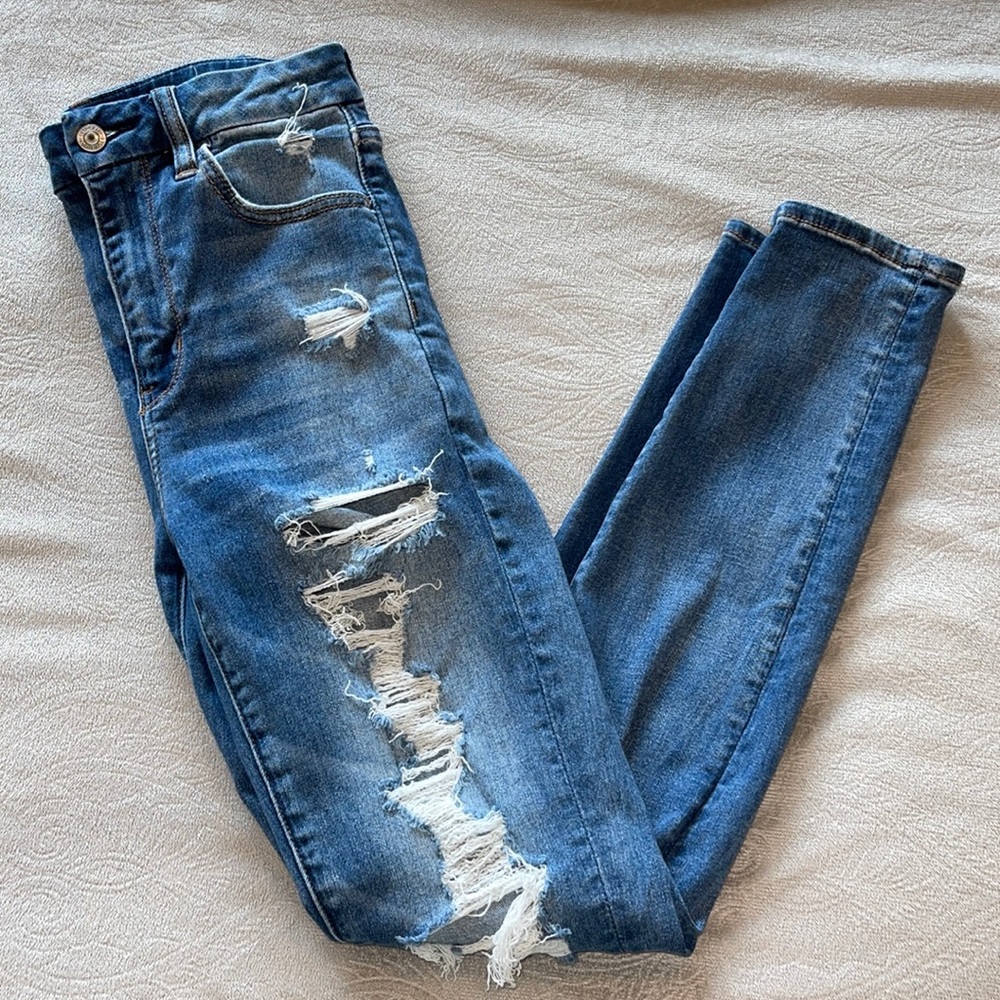 Curvy high rise American Eagle jeans